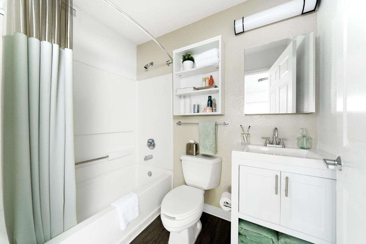 Intown Suites Extended Stay Select Denver - Aurora South Экстерьер фото