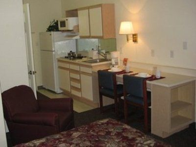 Intown Suites Extended Stay Select Denver - Aurora South Экстерьер фото